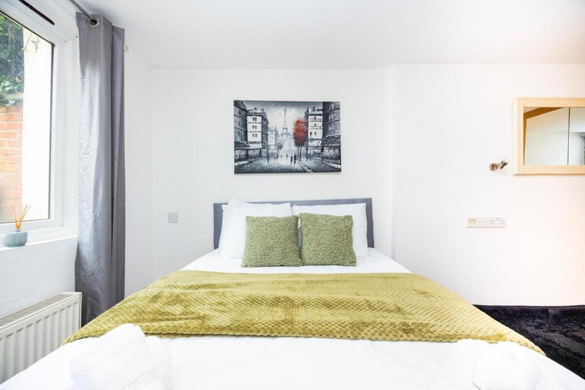 Charming 1br Garden Flat 3 Min To Earls Court Station *